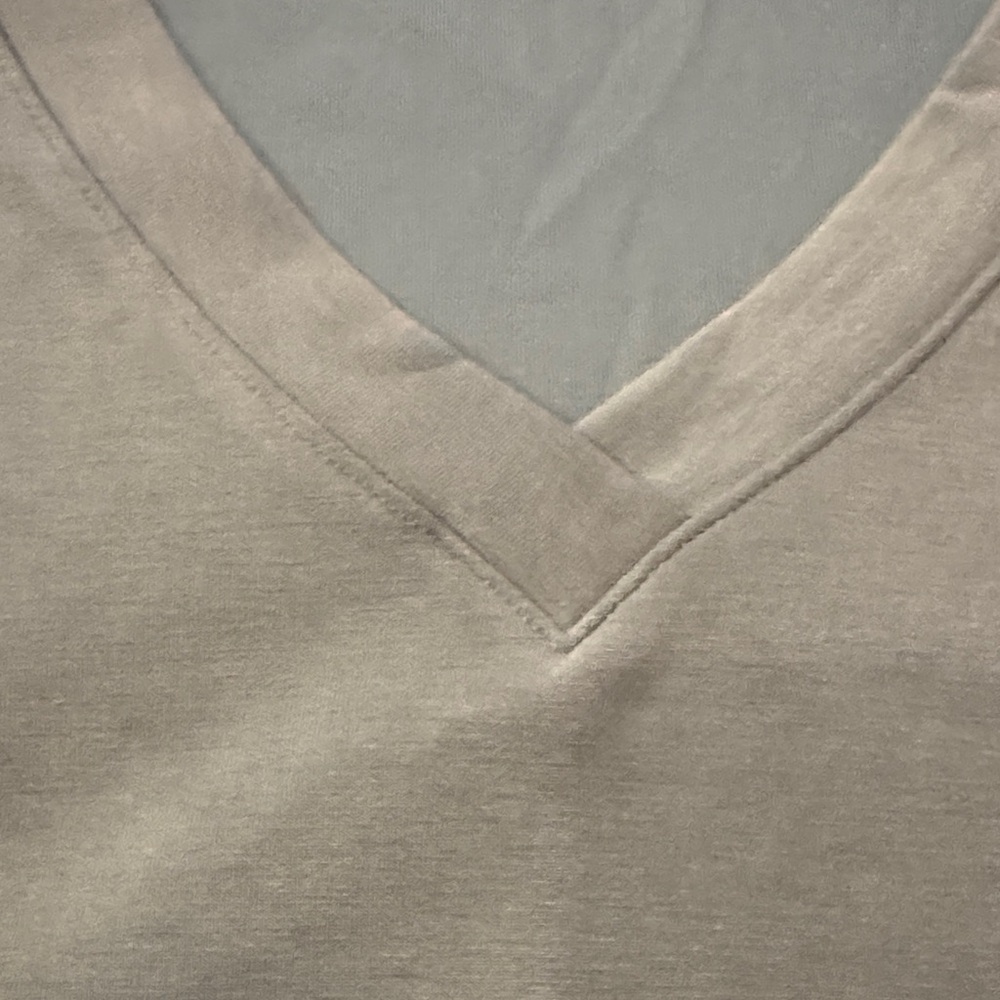 Athleta Women’s Seasoft Matching Lounge Set in Vineyard Green - Picture 6 of 6